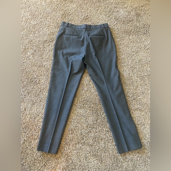 ANN TAYLOR Dress Slacks: Excellent Used Condition. Size 8 - Picture 9 of 9